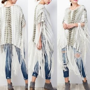 Easel Fringed Poncho Shawl Boho Festival Fairy Cottage Prarie Core